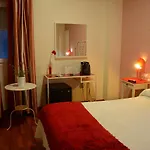 Paris 2*