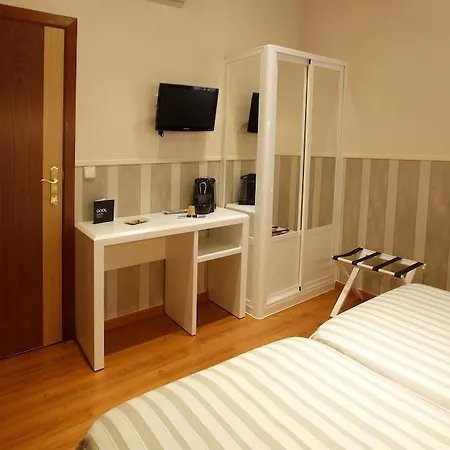 Paris Pensión San Fernando