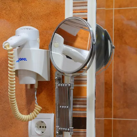 Paris Pensión San Fernando