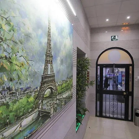 Paris Pensión 2*